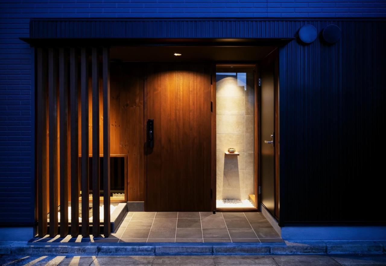 古今 天下茶屋 With A Private Parking Lot And A Half Open-Air Bath And Direct To Kix Villa Osaka Eksteriør billede