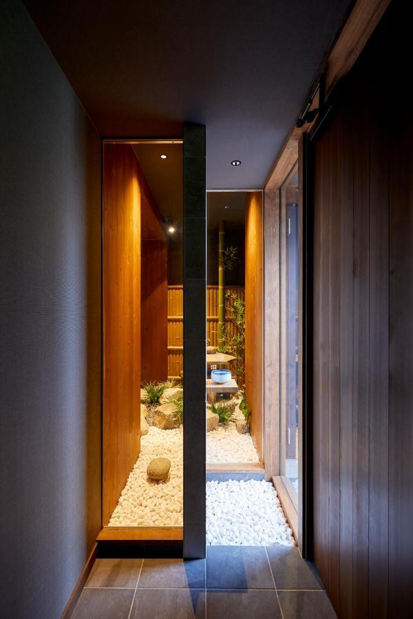 古今 天下茶屋 With A Private Parking Lot And A Half Open-Air Bath And Direct To Kix Villa Osaka Eksteriør billede