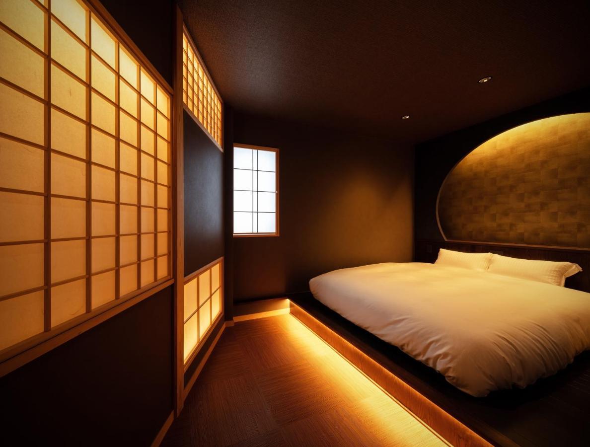 古今 天下茶屋 With A Private Parking Lot And A Half Open-Air Bath And Direct To Kix Villa Osaka Eksteriør billede