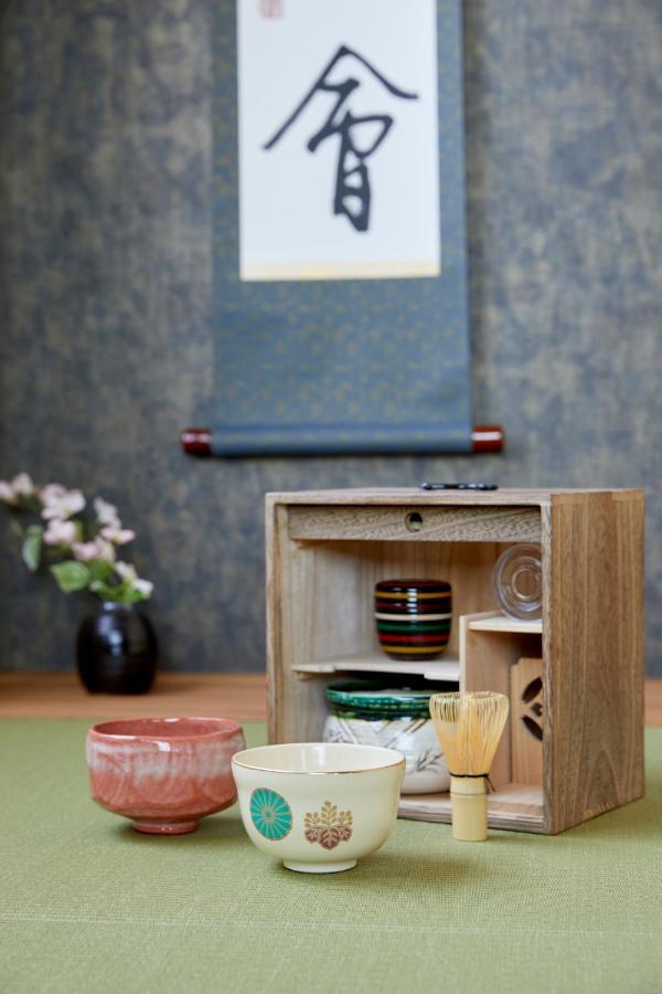 古今 天下茶屋 With A Private Parking Lot And A Half Open-Air Bath And Direct To Kix Villa Osaka Eksteriør billede