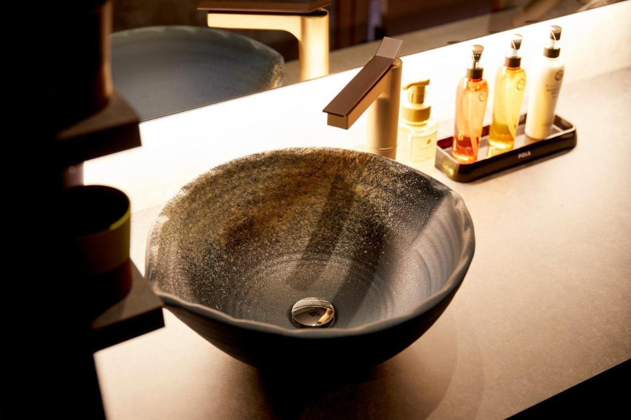 古今 天下茶屋 With A Private Parking Lot And A Half Open-Air Bath And Direct To Kix Villa Osaka Eksteriør billede